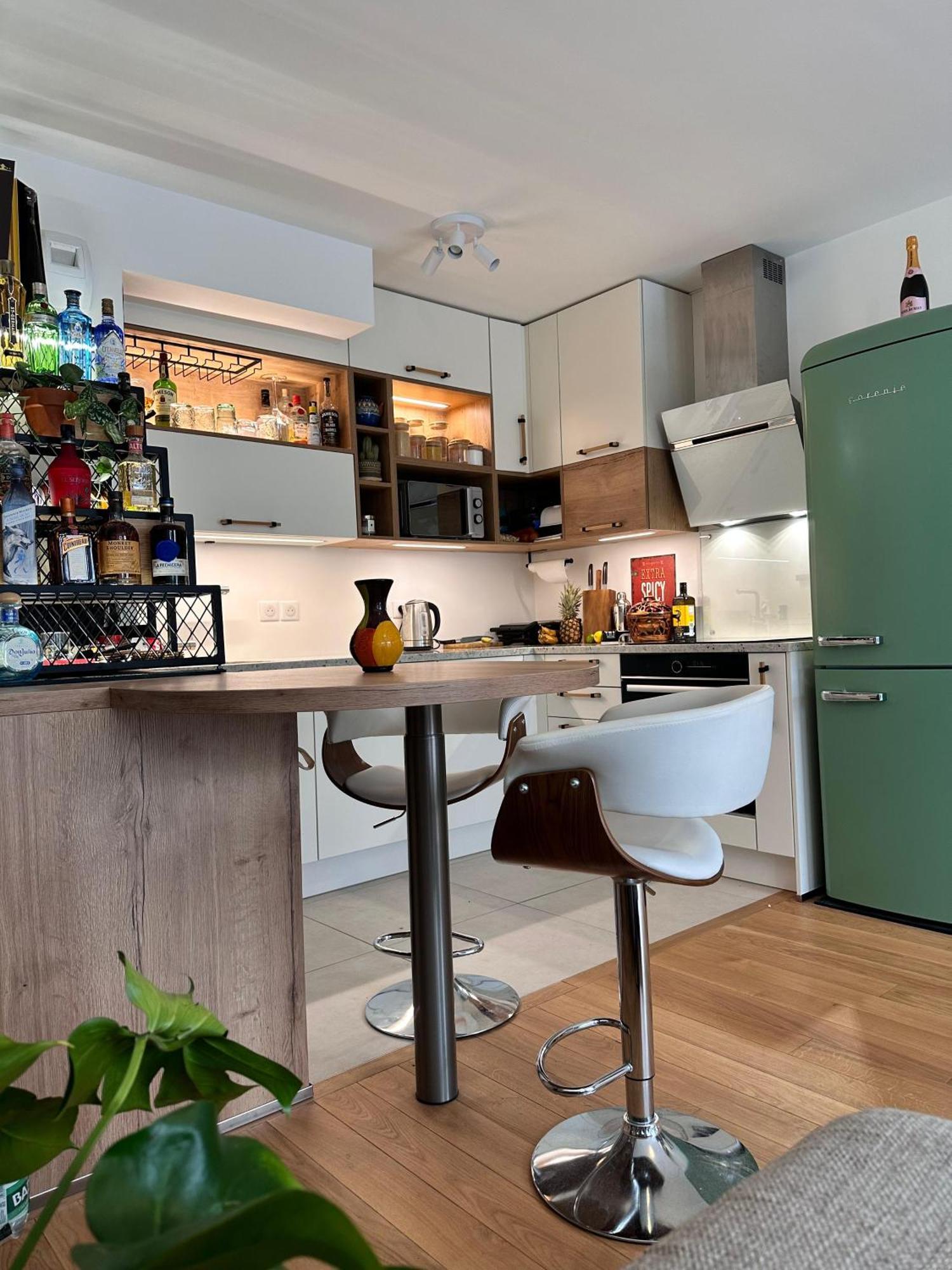 Cosy Summer Stay In Boho Style Apartment - 8 Mins From Paris Center - Garden And Underground Parking Clamart Exteriér fotografie